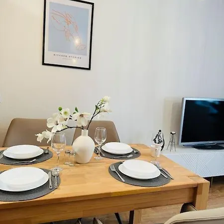 Modern Eingerichtete Im Stadtzentrum Kostenloser Parkplatz Apartment *