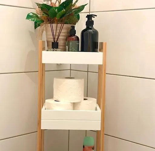 Modern Eingerichtete Im Stadtzentrum Kostenloser Parkplatz