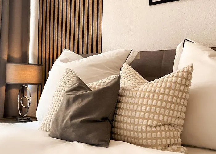 شقة Modern Eingerichtete Im Stadtzentrum Kostenloser Parkplatz