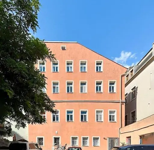 شقة Modern Eingerichtete Im Stadtzentrum Kostenloser Parkplatz *