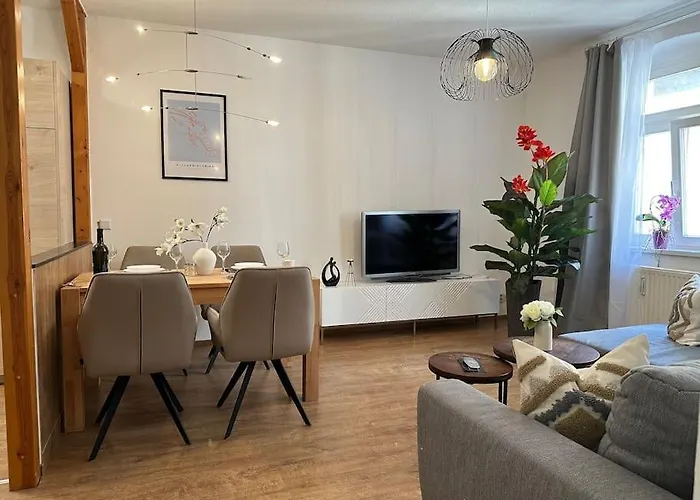 Modern Eingerichtete Im Stadtzentrum Kostenloser Parkplatz *